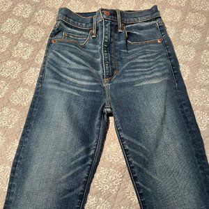 Abercrombie & Fitch Ultra High Rise Super Skinny Jeans Size 24/00R